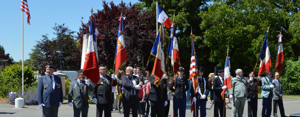 Photo finale des porte-drapeaux franais et amricains